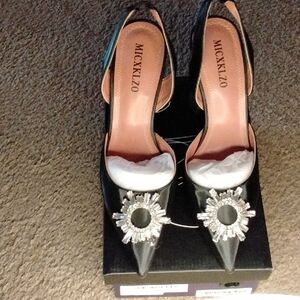 MICXKLZO High Heels Size 8-1/2 Black NEW